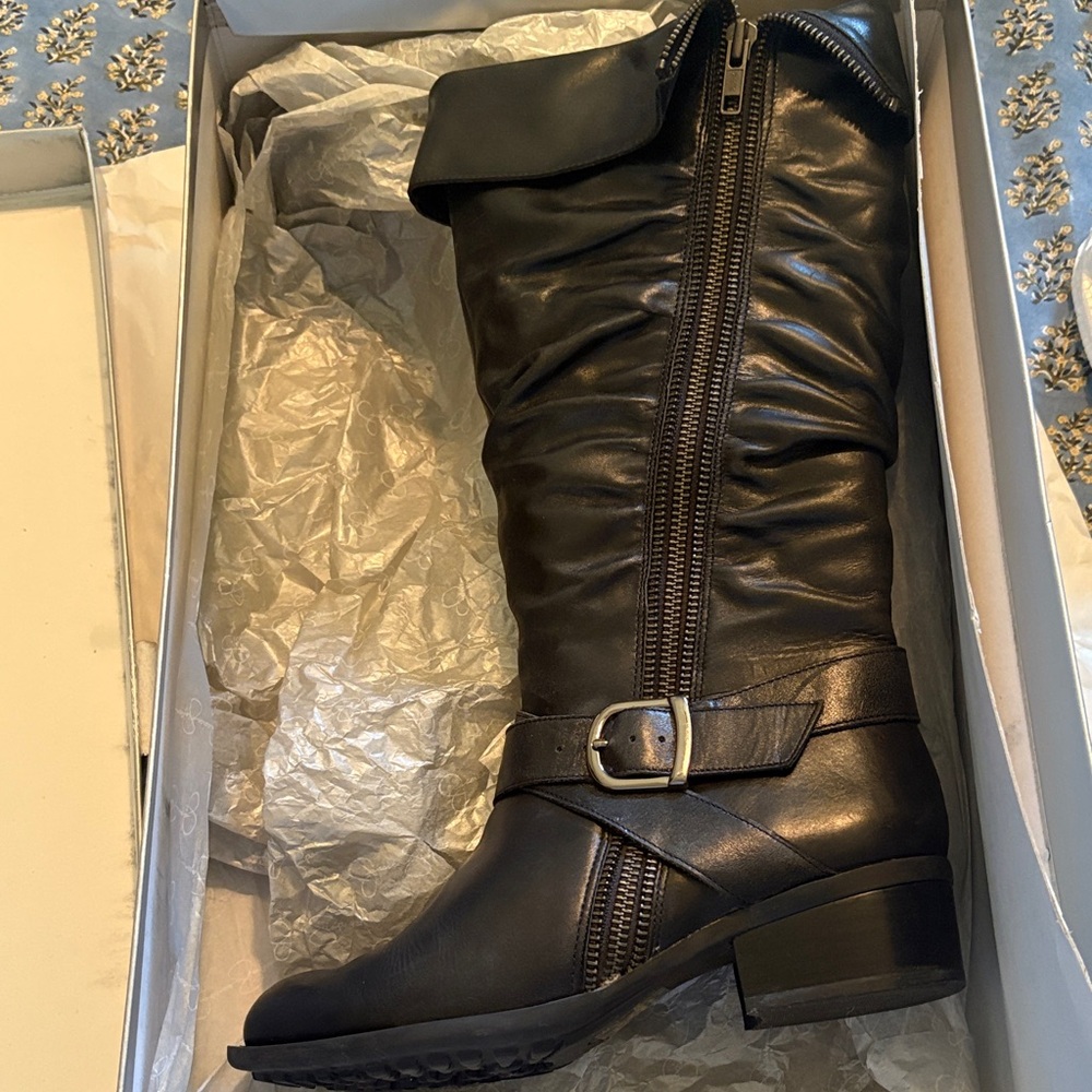 Jessica Simpson Black Heeled Boots